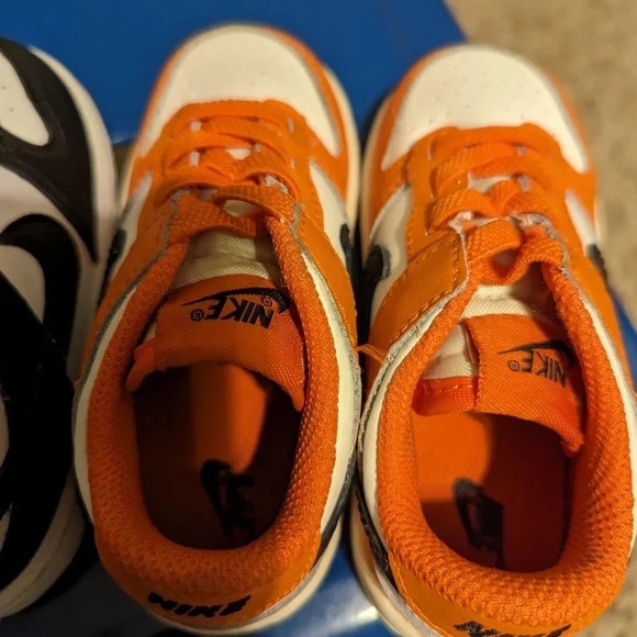 Nike dunk low panda white black and Nike dunk low TD Halloween 2022 - Picture 5 of 8